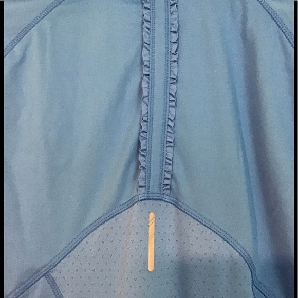 CHAMPION Blue long sleeve Lg athletic top - Picture 7 of 8